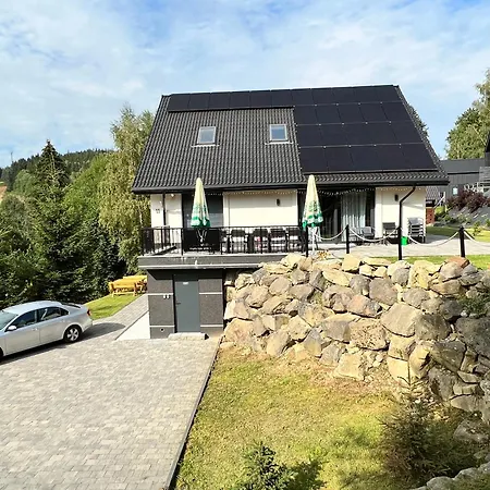 Viwaldi Janowa Gora シェンナ